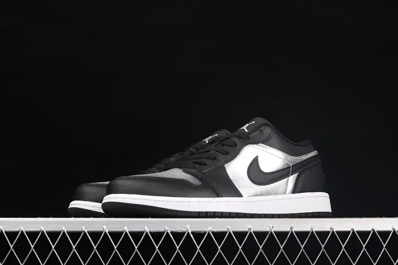All categories Air Jordan Jordan series basketball shoes Air Jordan 1 Low G version pure original Air Jordan 1 Low AJ1 Joe 1 low-top black silver cultural and leisure sports sneakers DA5551-001